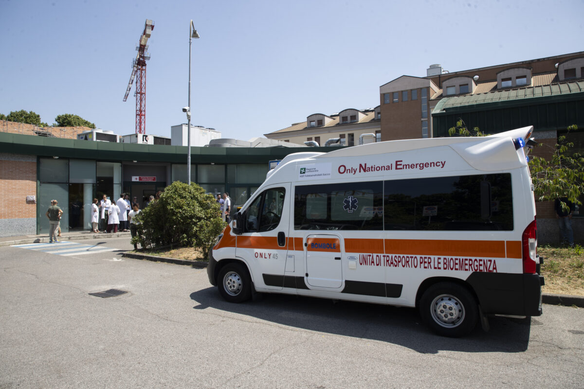 Milan: fire at Sacco Hospital, patients evacuated