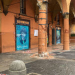 Bologna: bus crashes into column in Piazza Verdi, no injuries