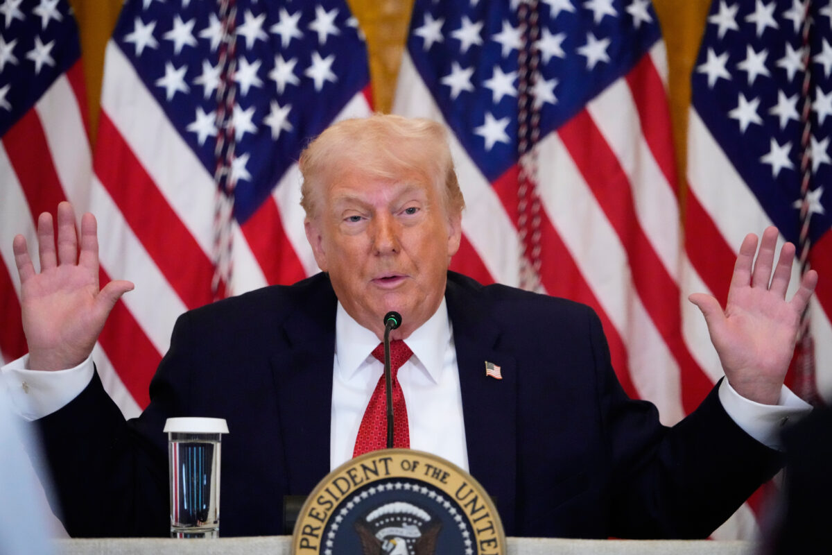 Greenland, Trump: “I could impose tariffs on countries that don’t fall in line”