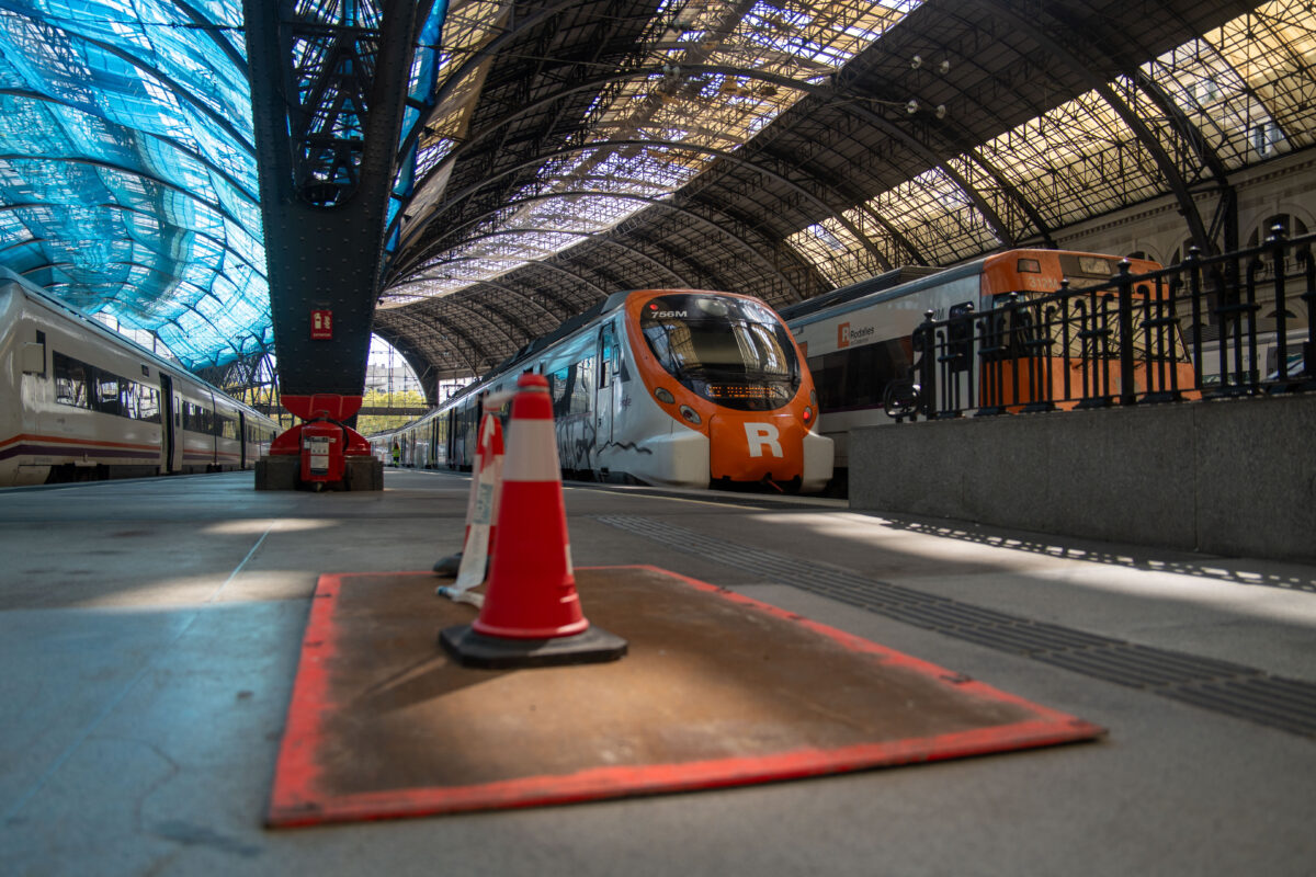 Spain: two trains derail near Cordoba, two dead and several injured
