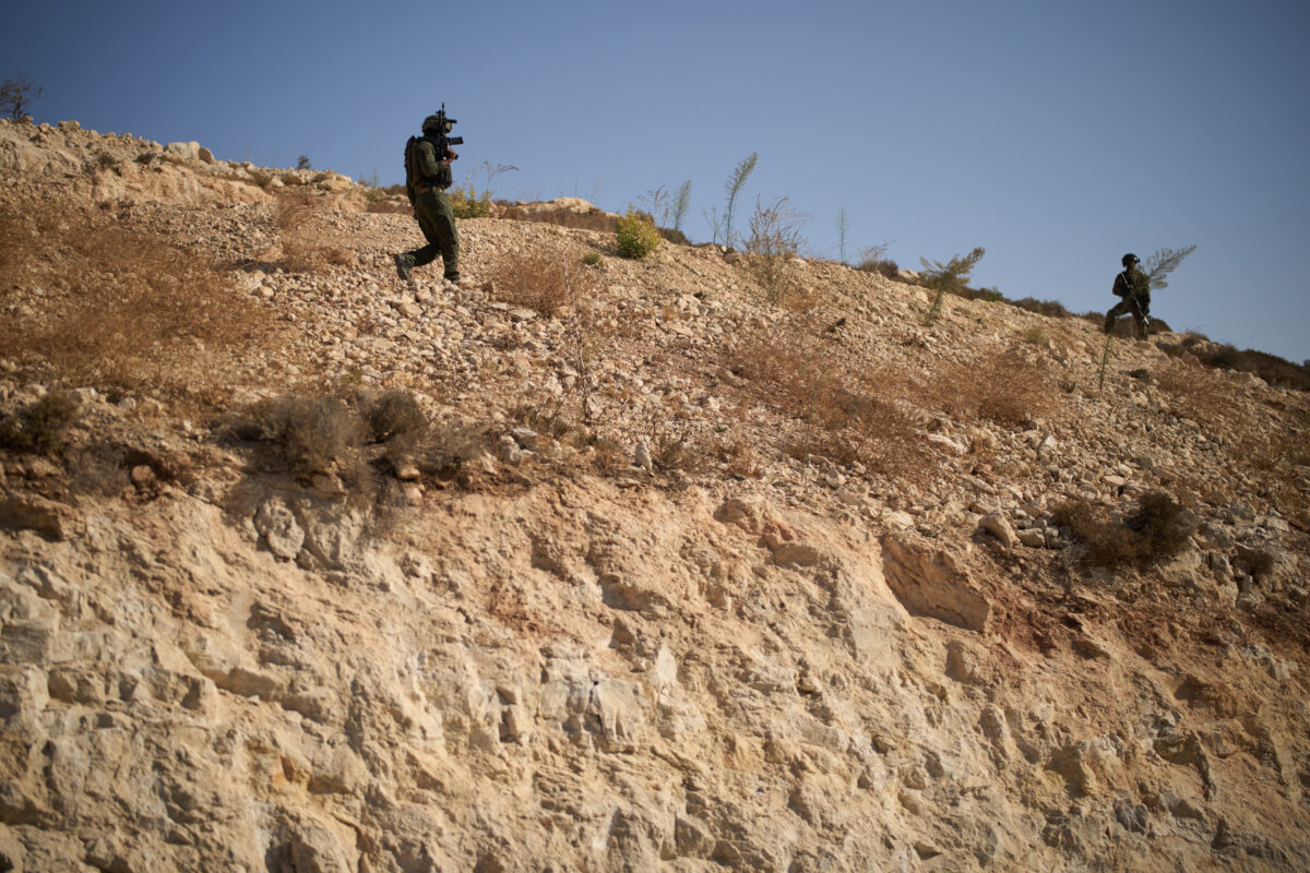 Middle East: IDF launches anti-terrorism operation in Hebron