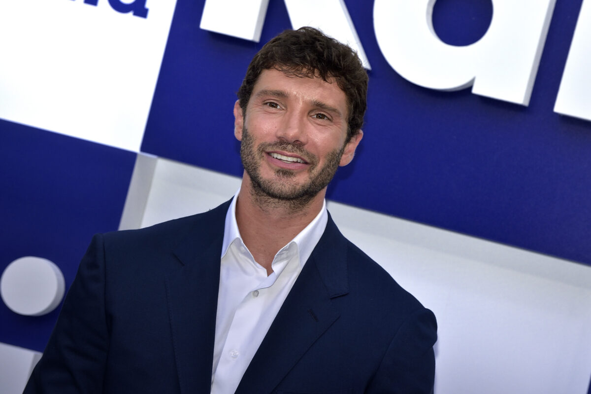 Mourning for Stefano De Martino, whose father Enrico died at the age of 61