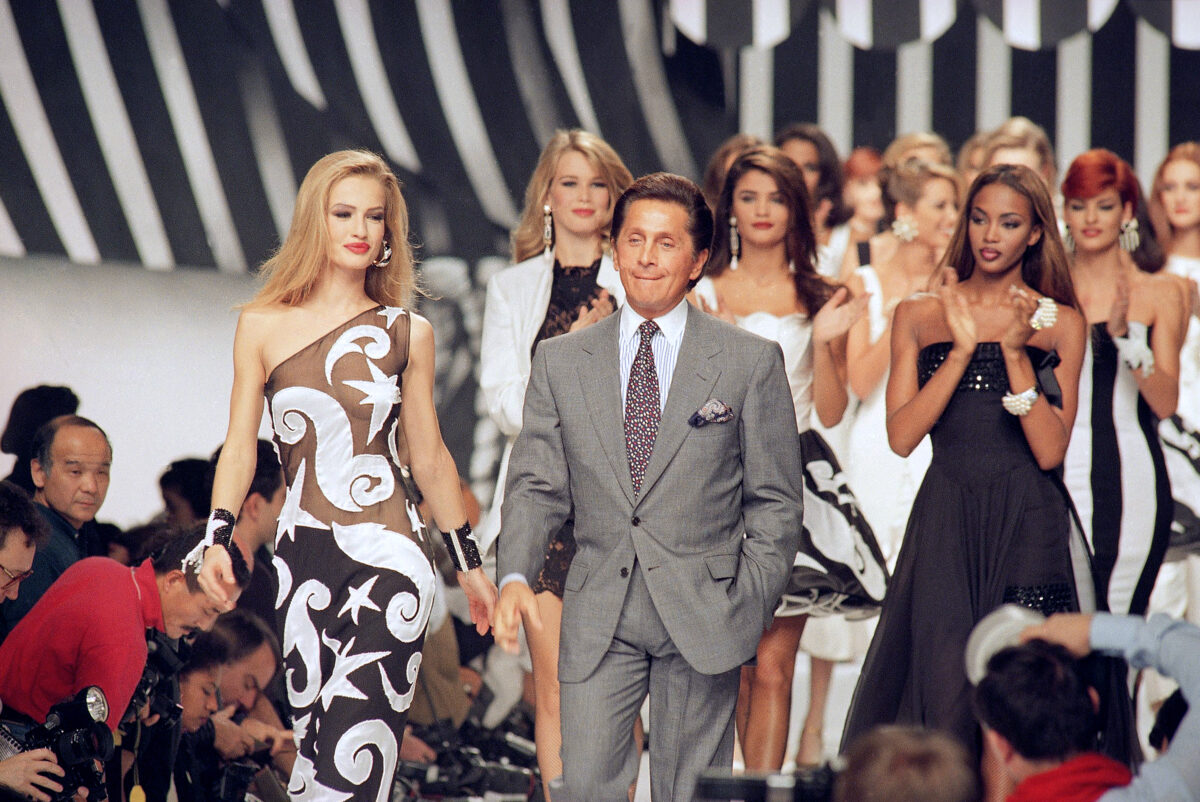 Valentino, final exhibition at the fashion house suspended due to mourning