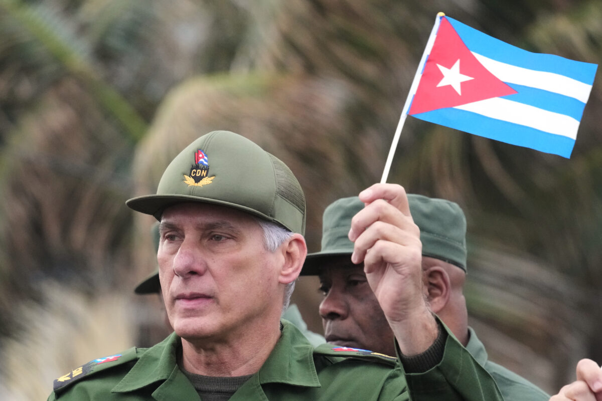 Cuba: WSJ, US aims to overthrow regime by end of year