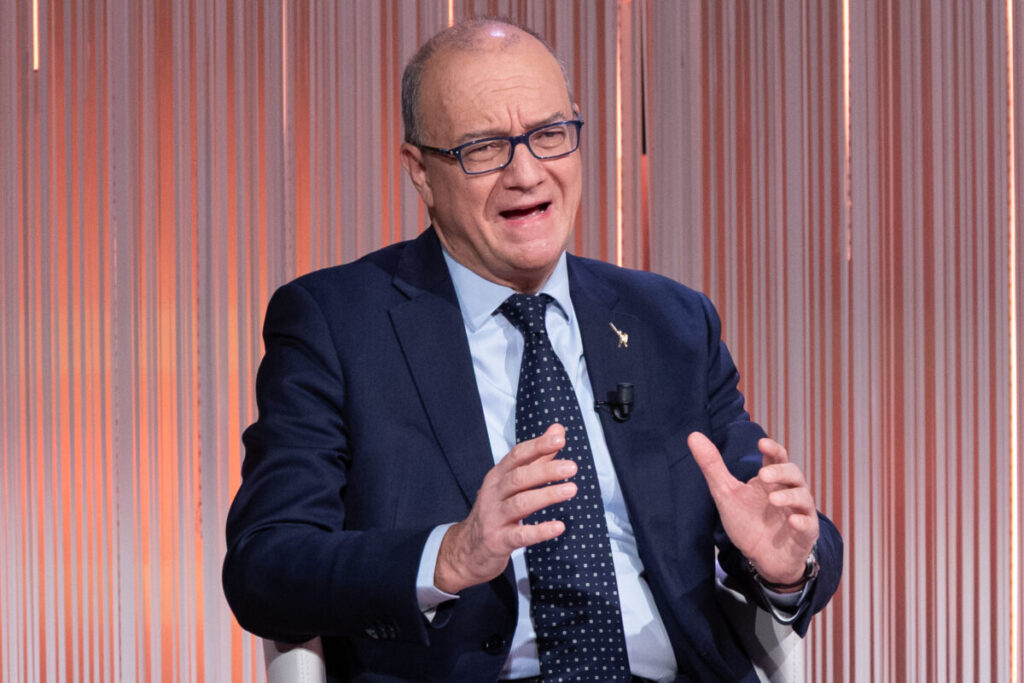 School, Valditara: ‘Metal detectors are a security requirement, not repression’