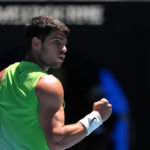 Australian Open, Alcaraz and Zverev advance to the quarterfinals