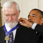 US: William Foege, the doctor who eradicated smallpox, has died