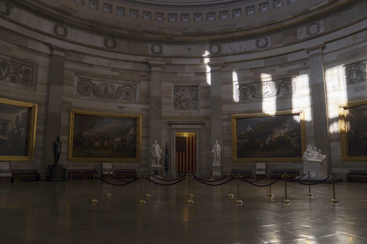 US: Democrats threaten shutdown to block homeland security funding