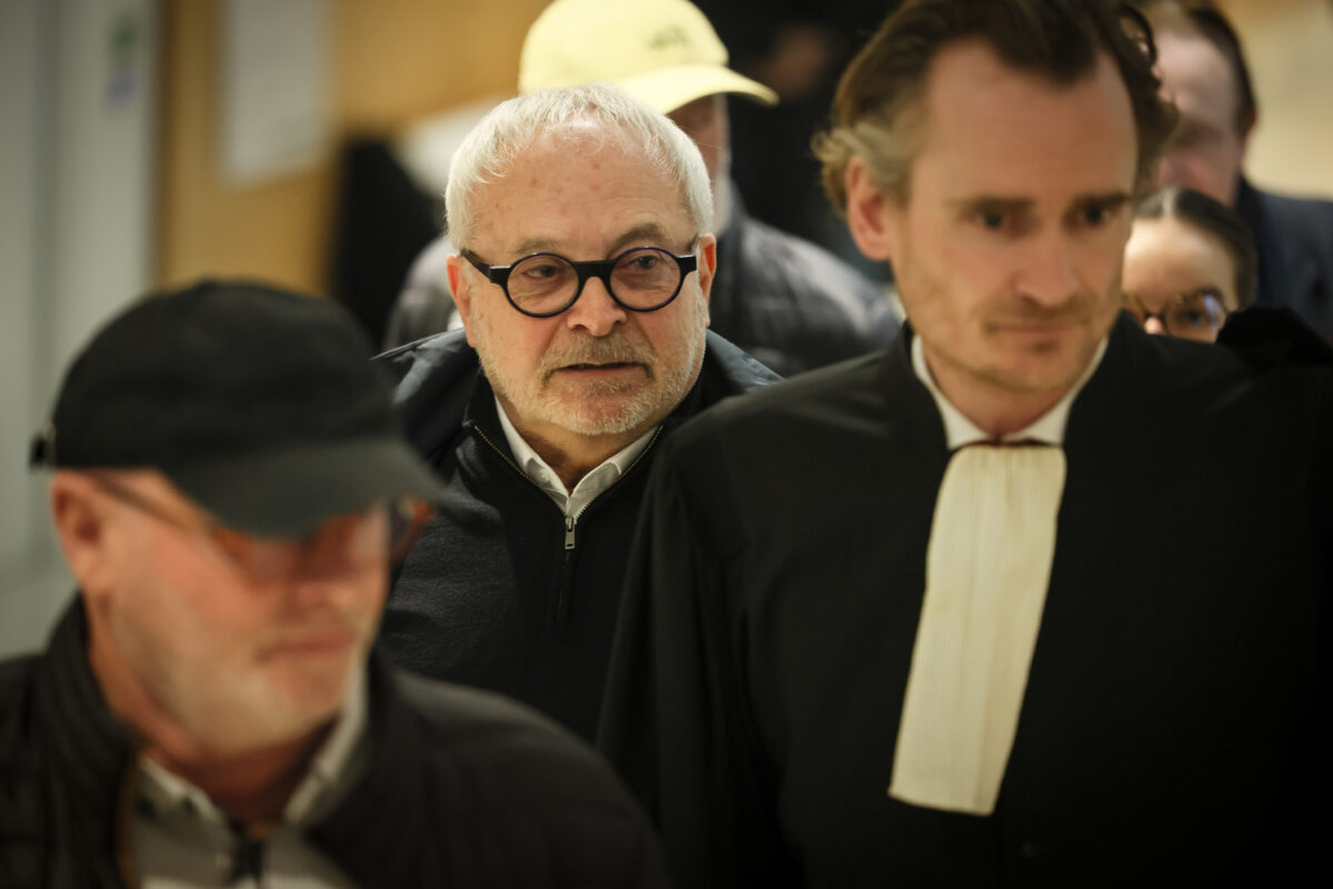 France: Senator on trial for drugging colleague in her drink France: Senator on trial for drugging colleague in her drink