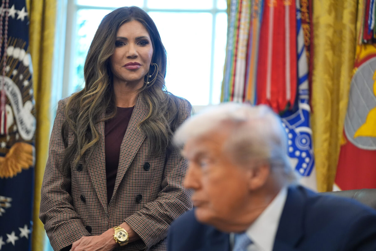 USA, media: “Two-hour Trump–Noem meeting amid controversy over Minneapolis shooting”