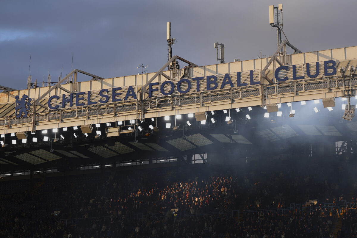 Naples: Chelsea supporter stabbed in the buttock, condition not serious Naples: Chelsea supporter stabbed in the buttock, condition not serious