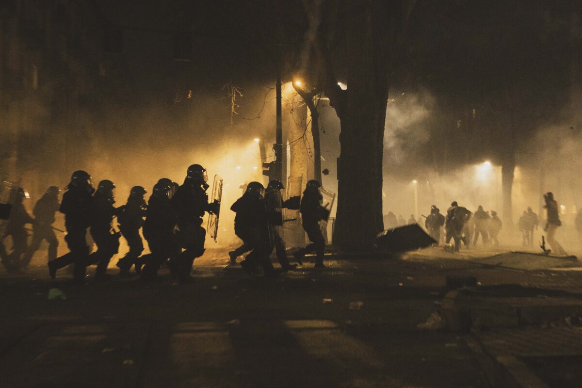 Askatasuna, the demonstration turns into urban guerrilla warfare