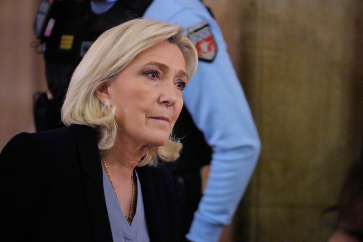 France: prosecutors seek to ban Marine Le Pen from holding public office