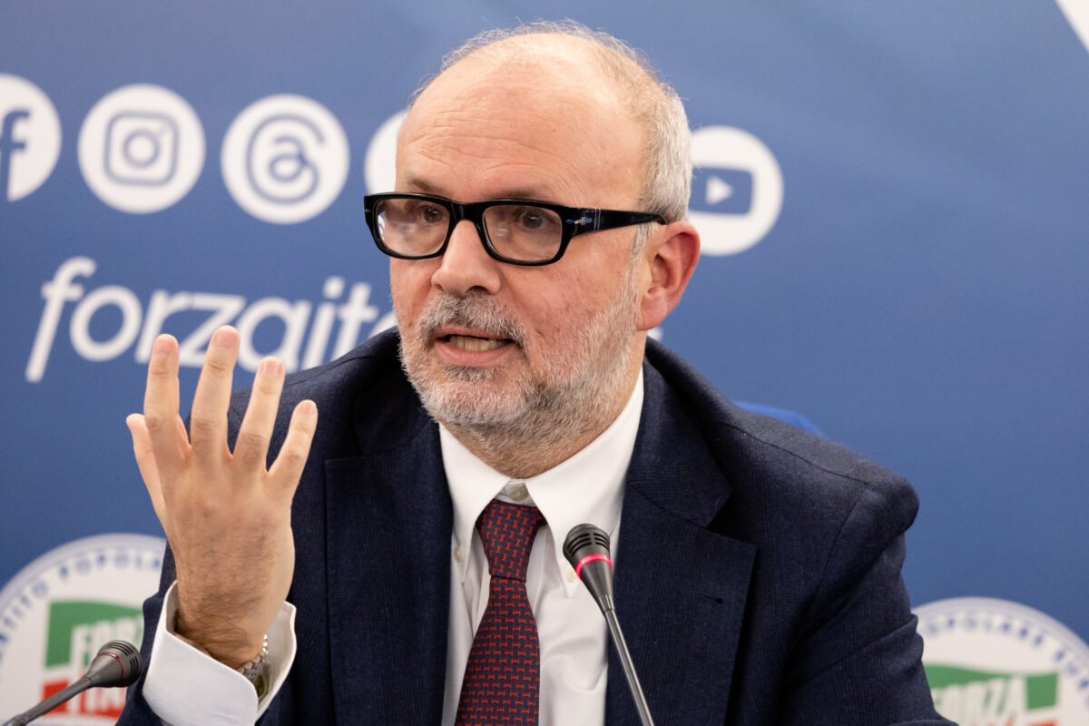 Healthcare, Schillaci: “Enough of scandalous tricks to appear in order”