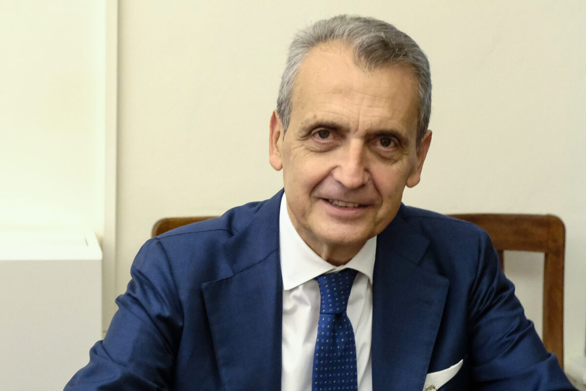 Taxation, Carbone: “200,000 total tax evaders found, including 86,000 undeclared businesses”