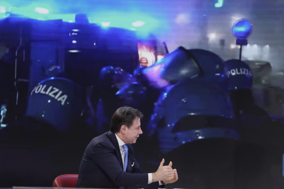 Security, Conte: ‘Government’s goal is to stifle dissent’