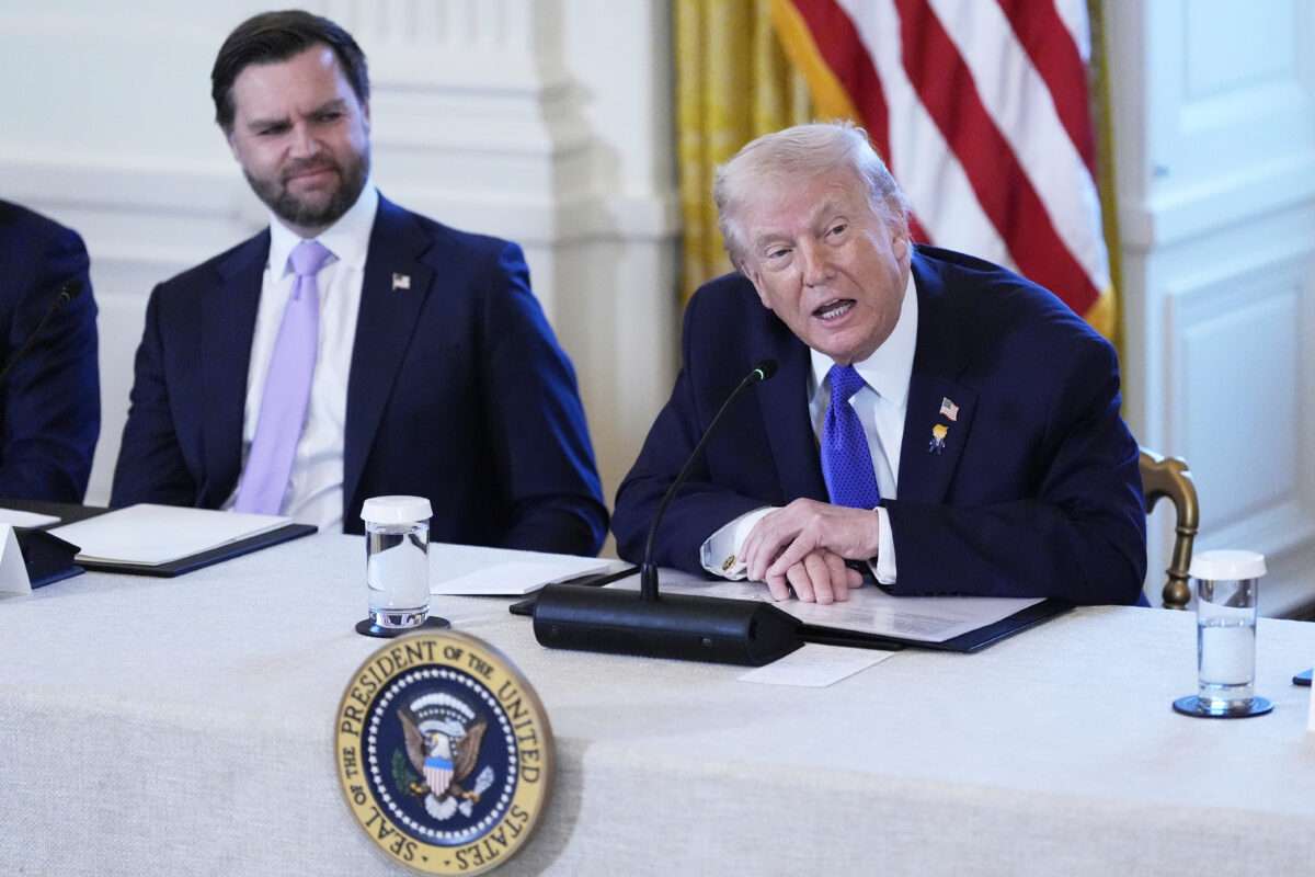 US, Trump: ‘Boos for Vance? I’m surprised, people like him.’