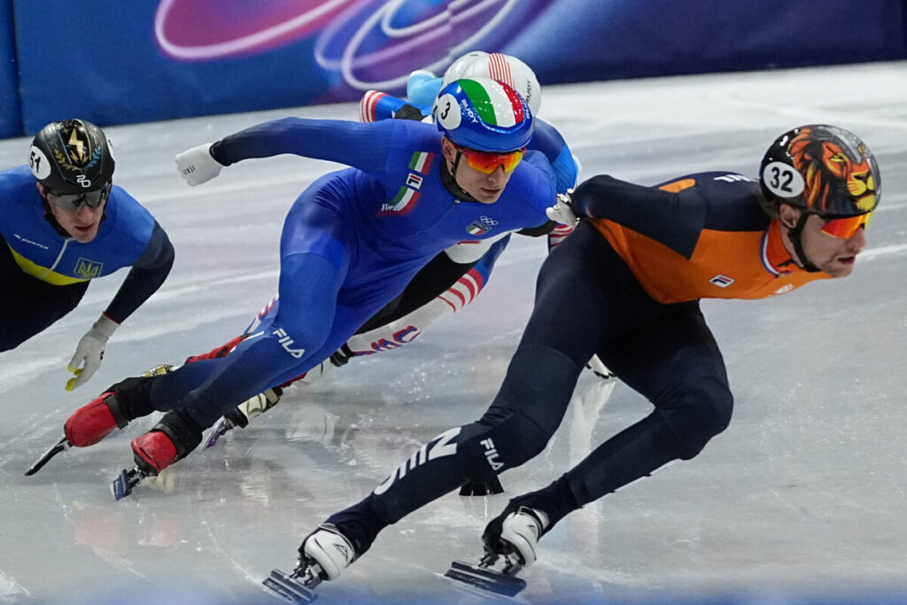 Milan Cortina: short track, Sighel falls in the 1500 metres, Nadalini and Spechenhauser reach the semi-finals