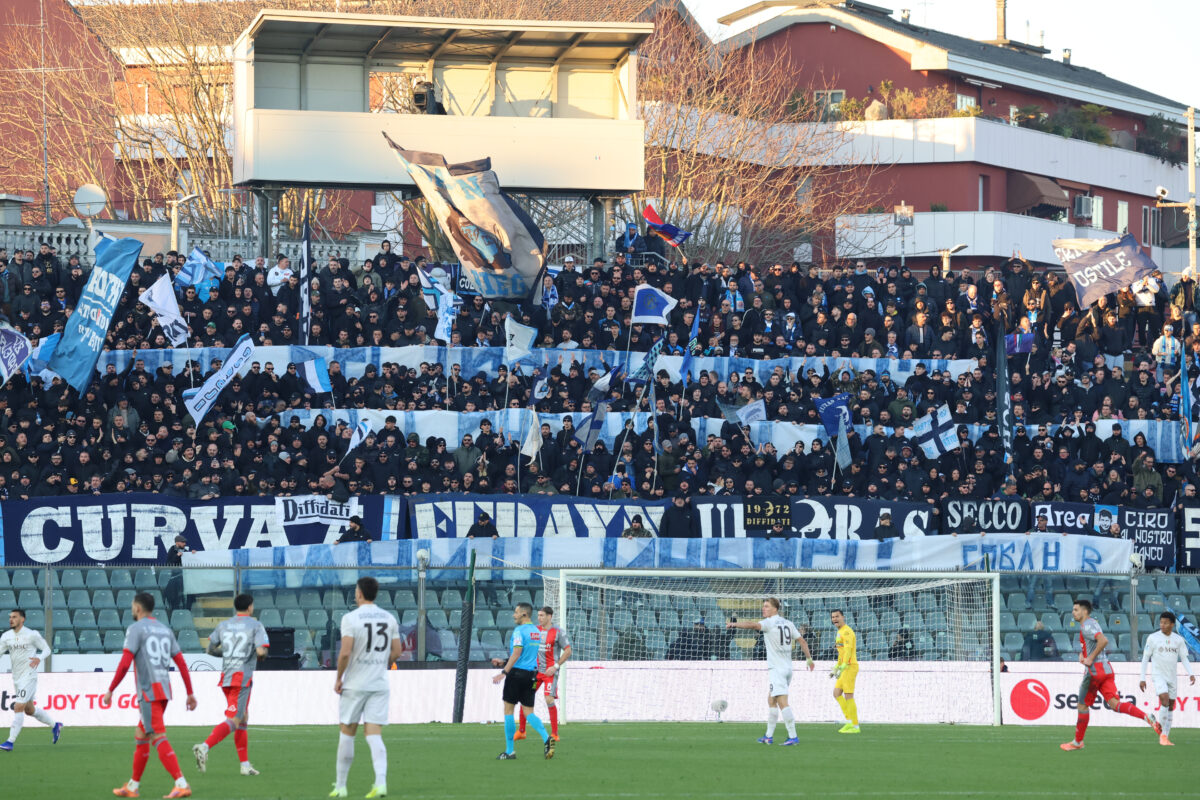 Football: 20 stadium bans for Cremonese and Napoli fans for violent conduct