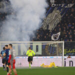 Football: four-year stadium ban for Inter fan who threw firecracker at Cremonese goalkeeper