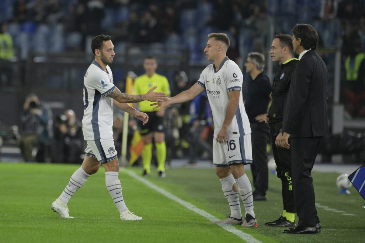 Champions League, blow for Inter: Chivu loses Calhanoglu and Frattesi Champions League, blow for Inter: Chivu loses Calhanoglu and Frattesi