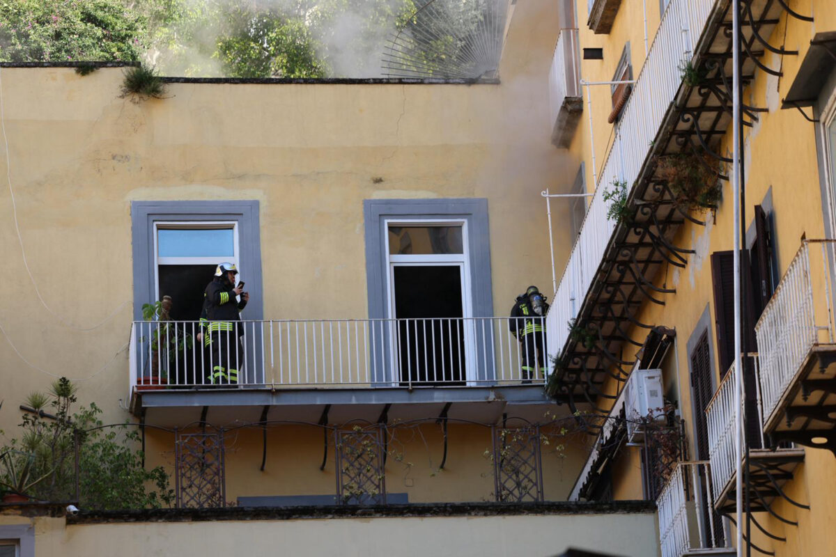 Sannazaro: 60 people evacuated, no injuries