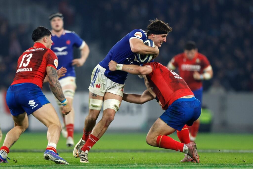Rugby, Six Nations: Italy beaten by France 33-8 in Lille
