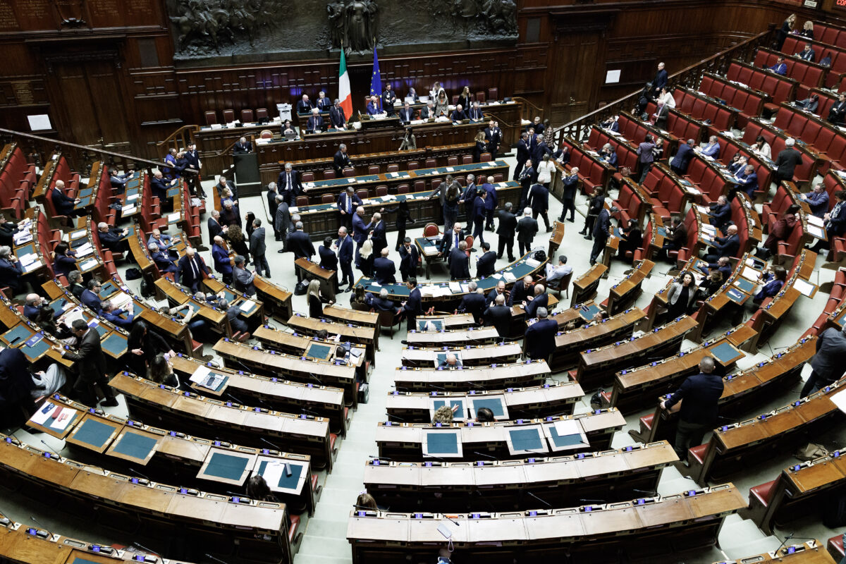 Milleproroghe: Chamber of Deputies gives green light to confidence vote, with 177 in favour and 93 against Milleproroghe: Chamber of Deputies gives green light to confidence vote, with 177 in favour and 93 against