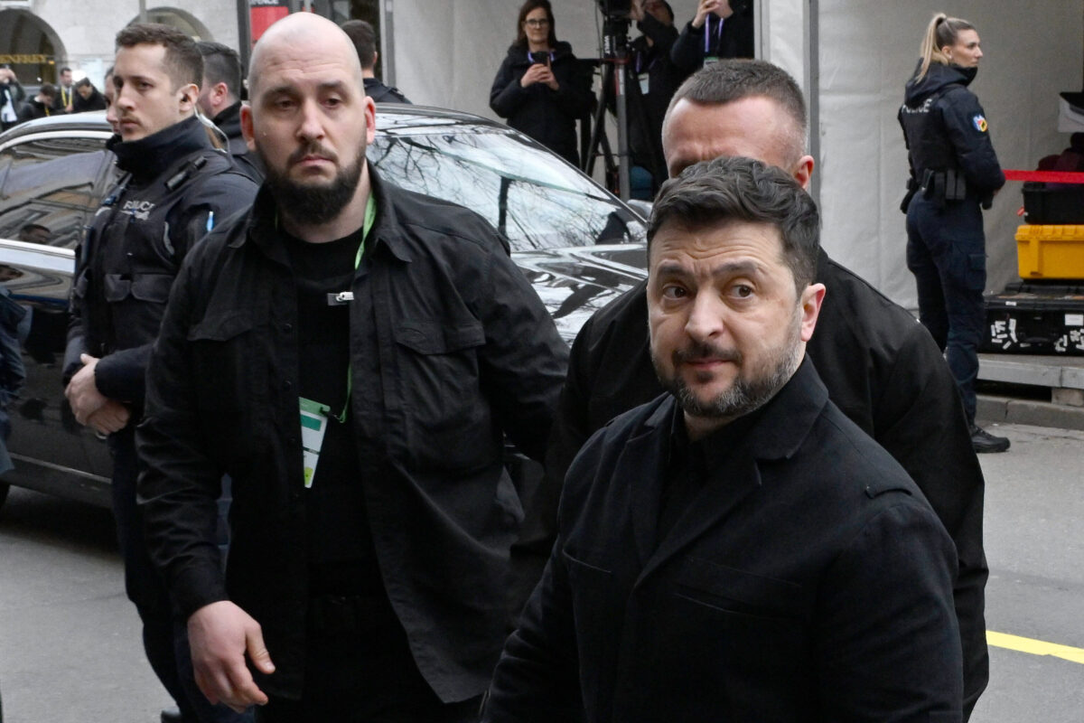 Ukraine, Zelensky: “Putin has already started the third world war, he must be stopped” Ukraine, Zelensky: “Putin has already started the third world war, he must be stopped”