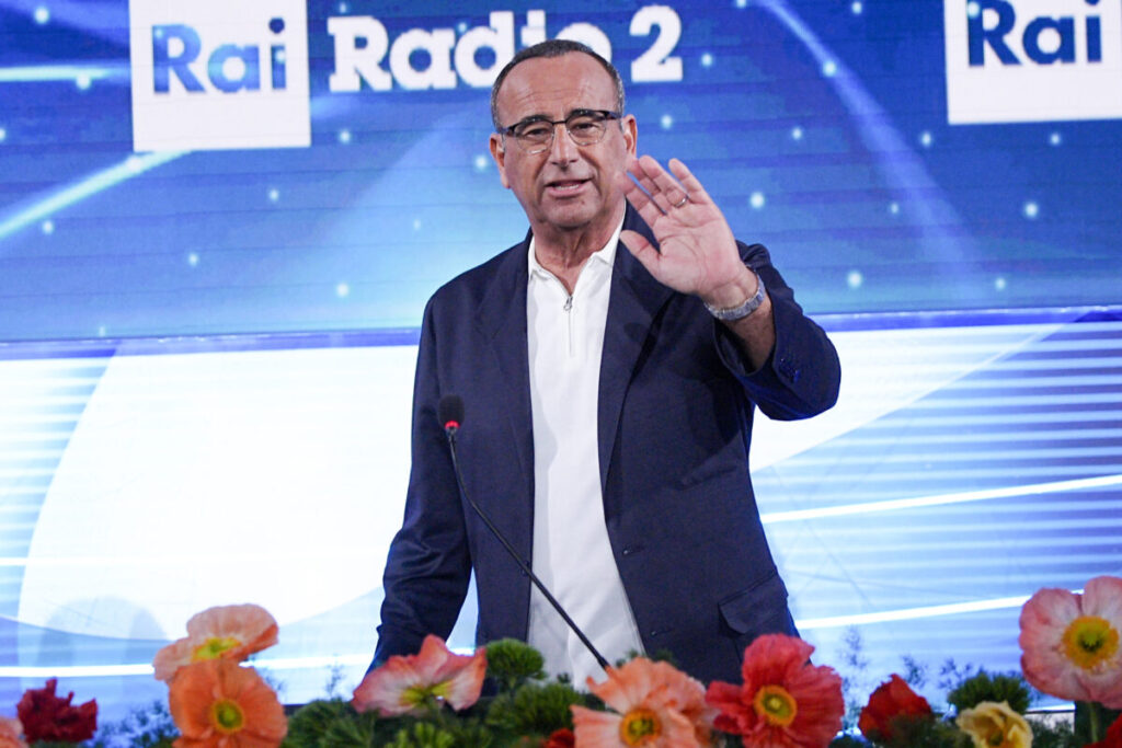 Sanremo Festival, Conti sings karaoke: ‘Dedicated to Meloni? To all Italians.’