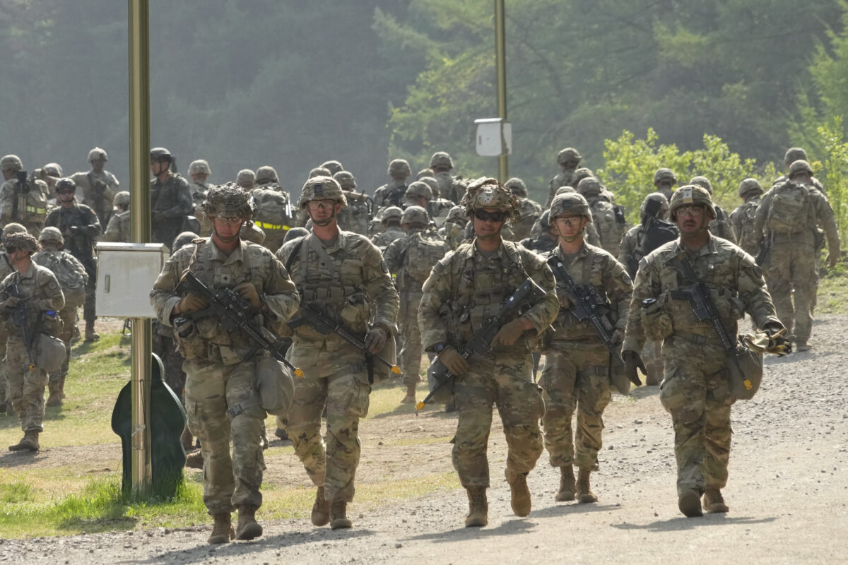 Iran, US deploys more than 150 military personnel in the region Iran, US deploys more than 150 military personnel in the region