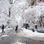 USA. Transport resumes after snowstorm: schools reopen in New York