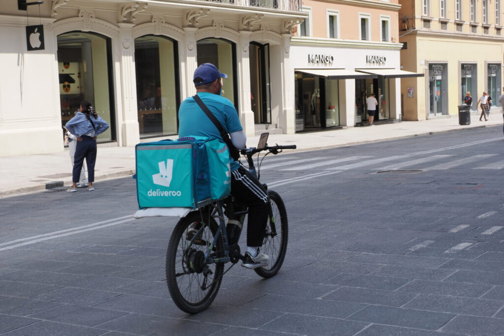 Illegal labor, Fit-Cisl: “All food delivery companies should apply the Logistics National Collective Labor Agreement”