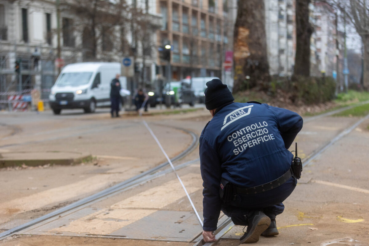 Tram derails in Milan, autopsies on the bodies of the two victims to be performed on Friday
