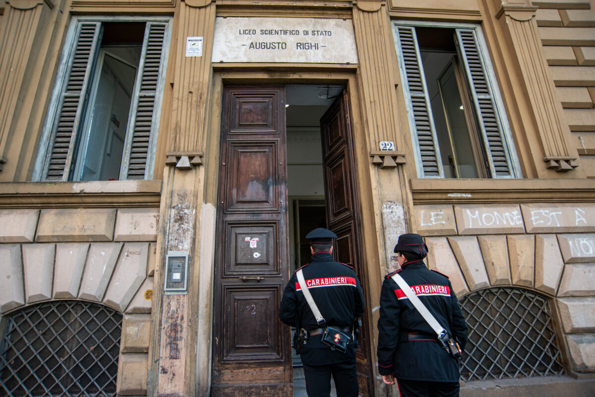 Rome: vandalism at Righi High School, classes suspended