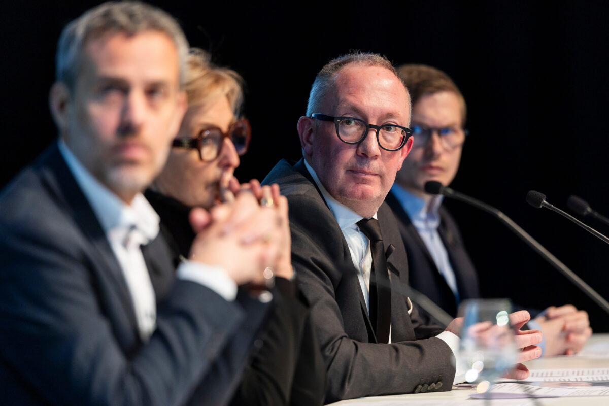 Crans-Montana, mayor under investigation remains in office Crans-Montana, mayor under investigation remains in office