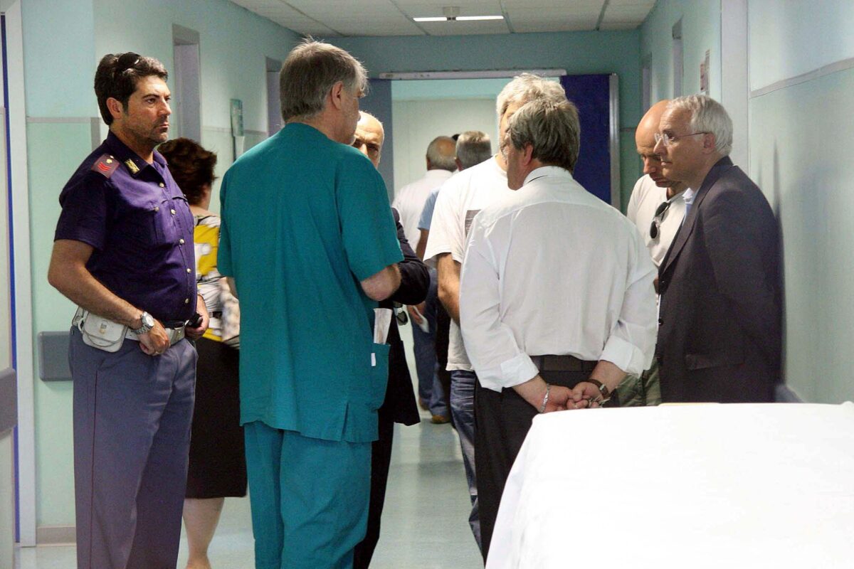 Assaults on healthcare personnel, 43% report incidents