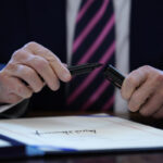 Trump signs order to activate oil rigs in California