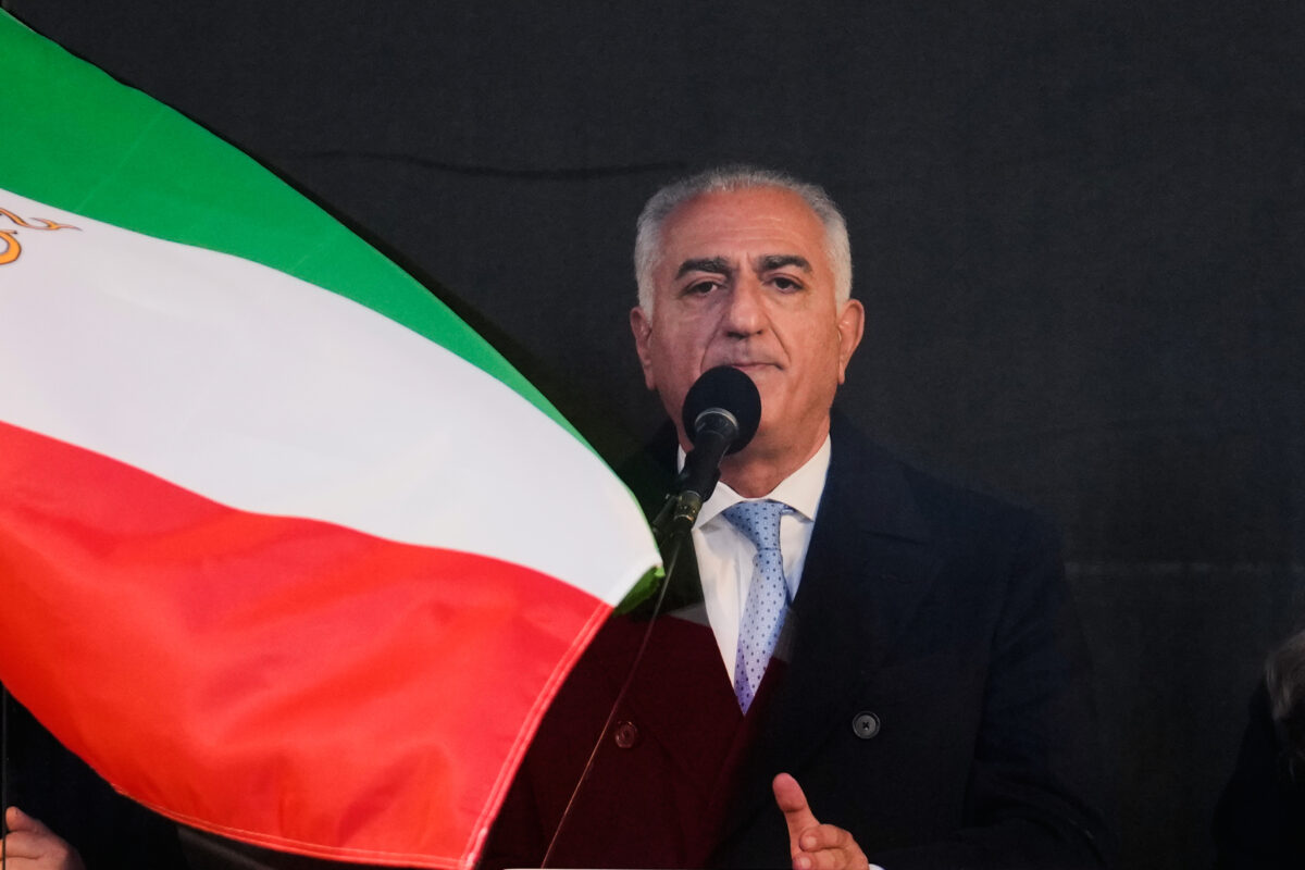 Iran: media report over 50 supporters of Reza Pahlavi arrested