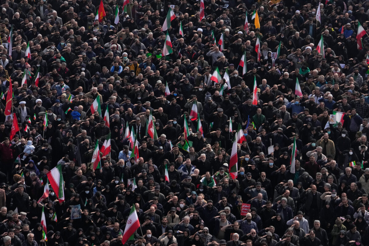 Iran, Tehran: ‘We will reduce US-linked oil infrastructure to ashes’