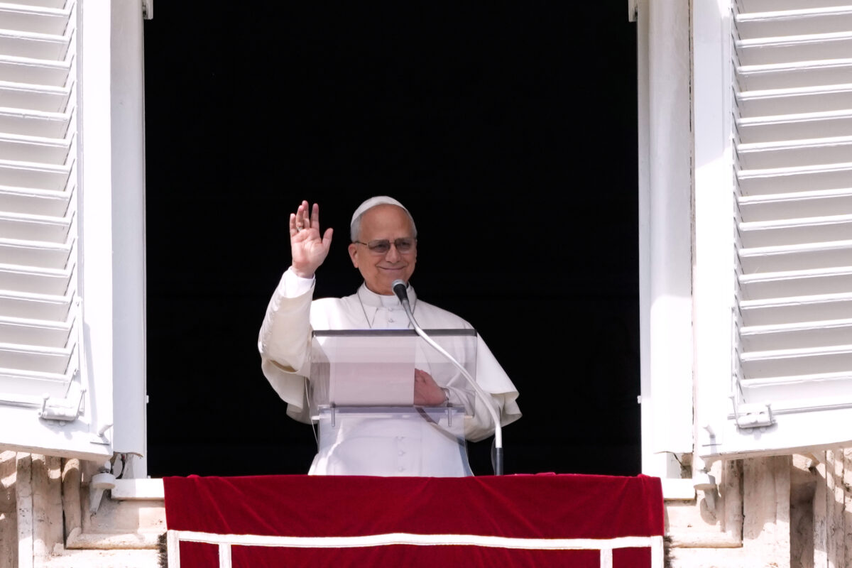 The Pope: “Faith must be a commitment to peace in a world of violence”