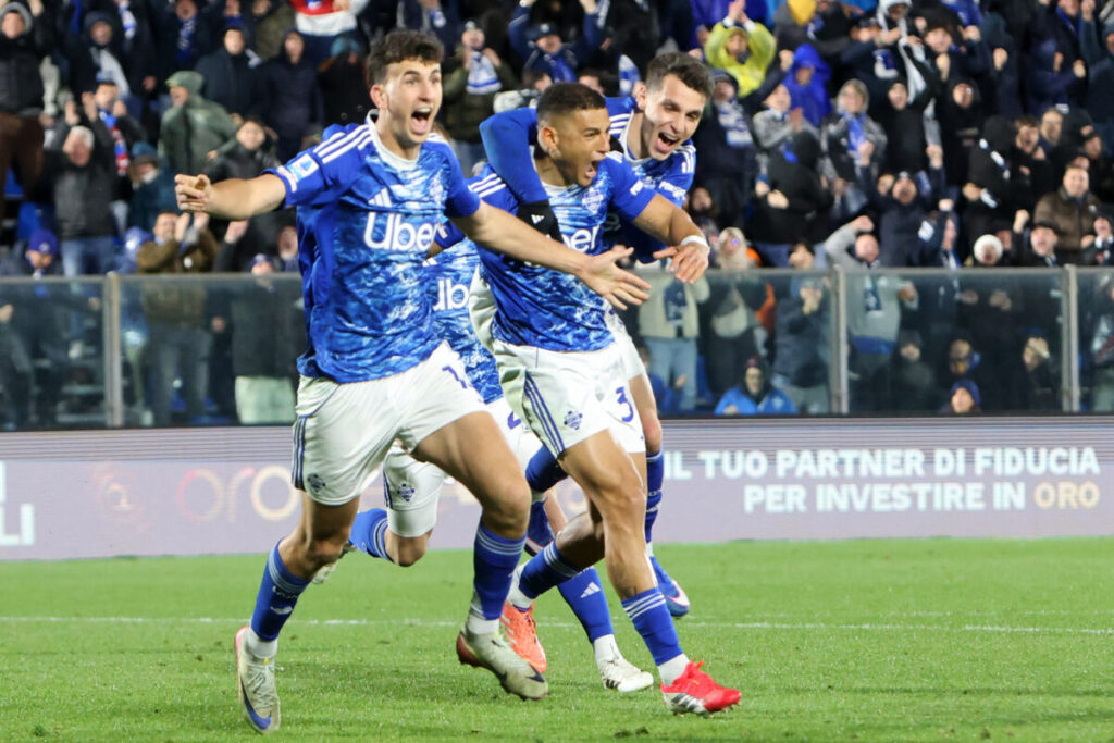 Serie A, Como 2–1 Roma: the Larians face a decisive match in the race for Champions League qualification