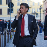 Government, Conte: ‘Meloni isn’t taking any action on Delmastro – is she being blackmailed?’