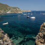 Earthquakes, seismic swarm off the Aeolian Islands: also shocks of magnitude 4.6 and 4.3