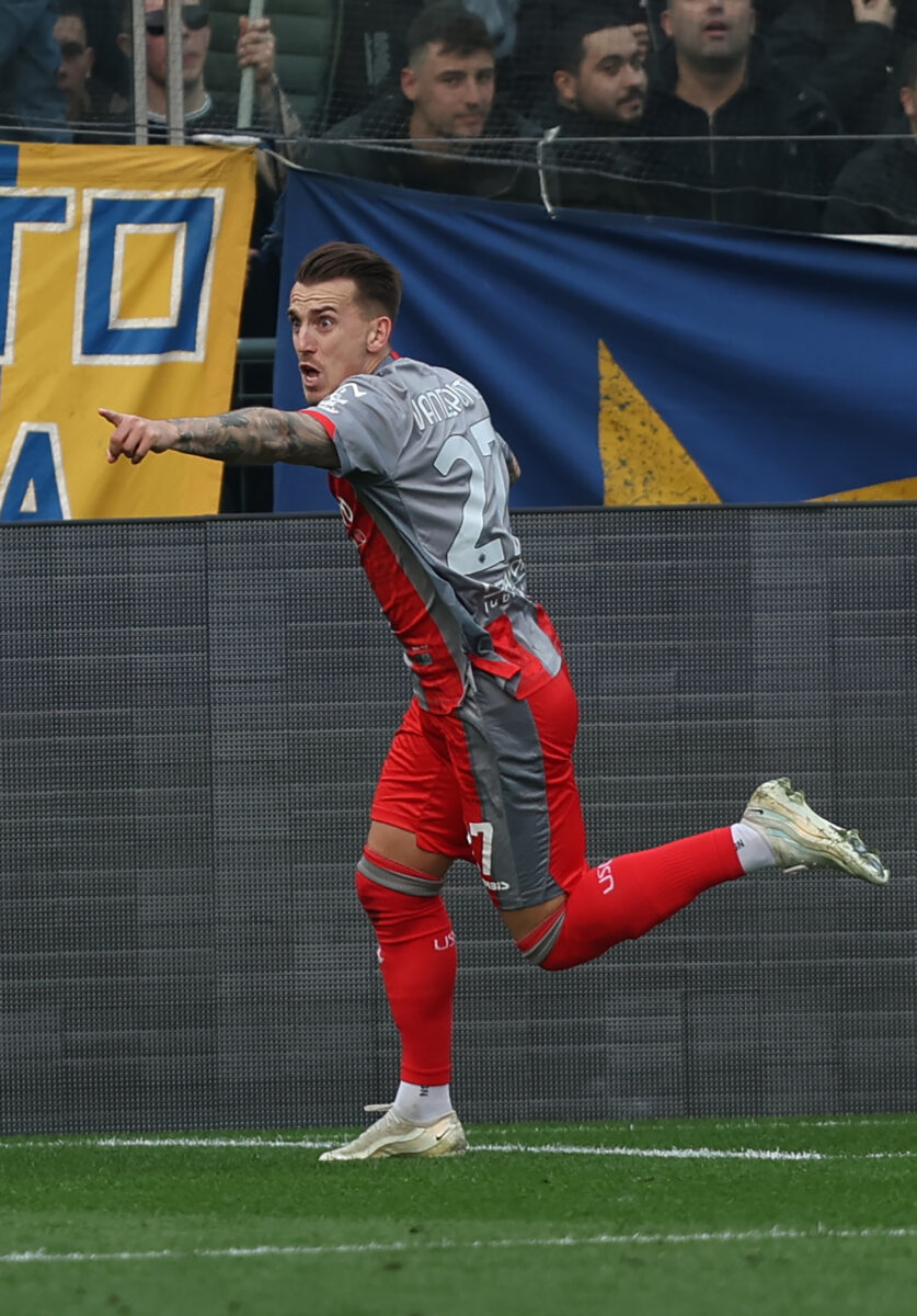 Football, Serie A: A winning start for Giampaolo as Cremonese beat Parma 2–0