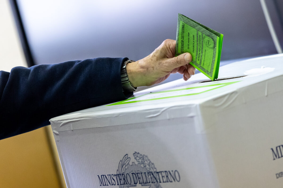 Justice Referendum: polling stations have reopened; voting continues until 3 pm Justice Referendum: polling stations have reopened; voting continues until 3 pm