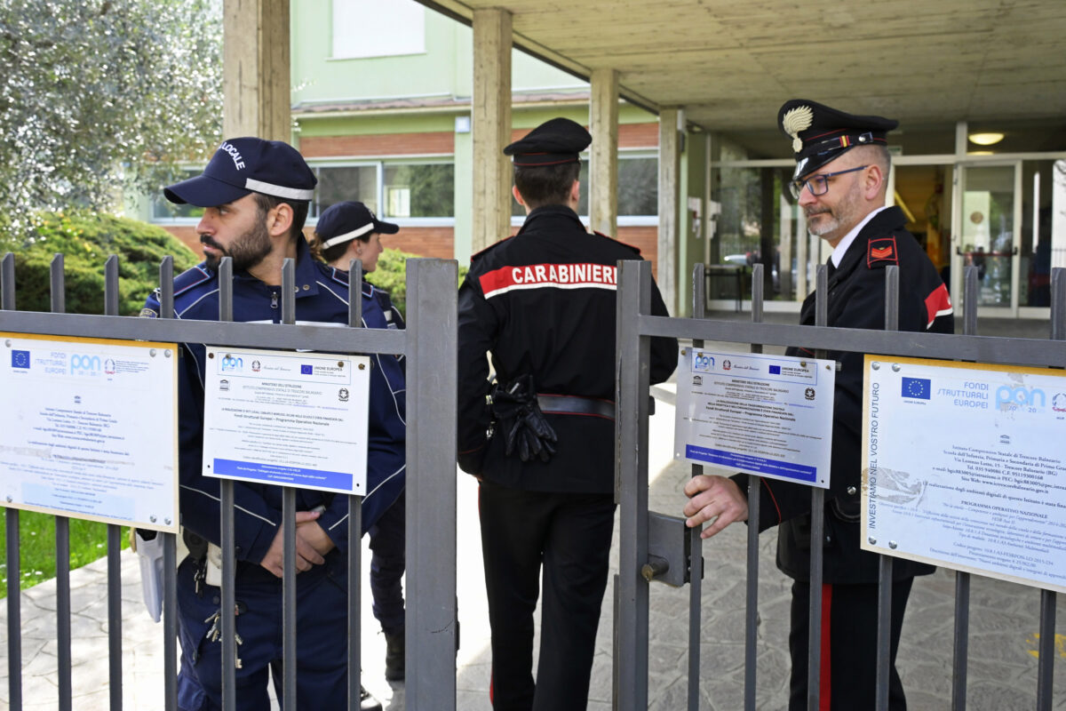 Bergamo, 13-year-old’s note: “I’m going to kill my French teacher; she likes to humiliate me”