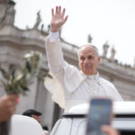 Middle East, Pope: “We are close to Christians who cannot celebrate Easter rites”