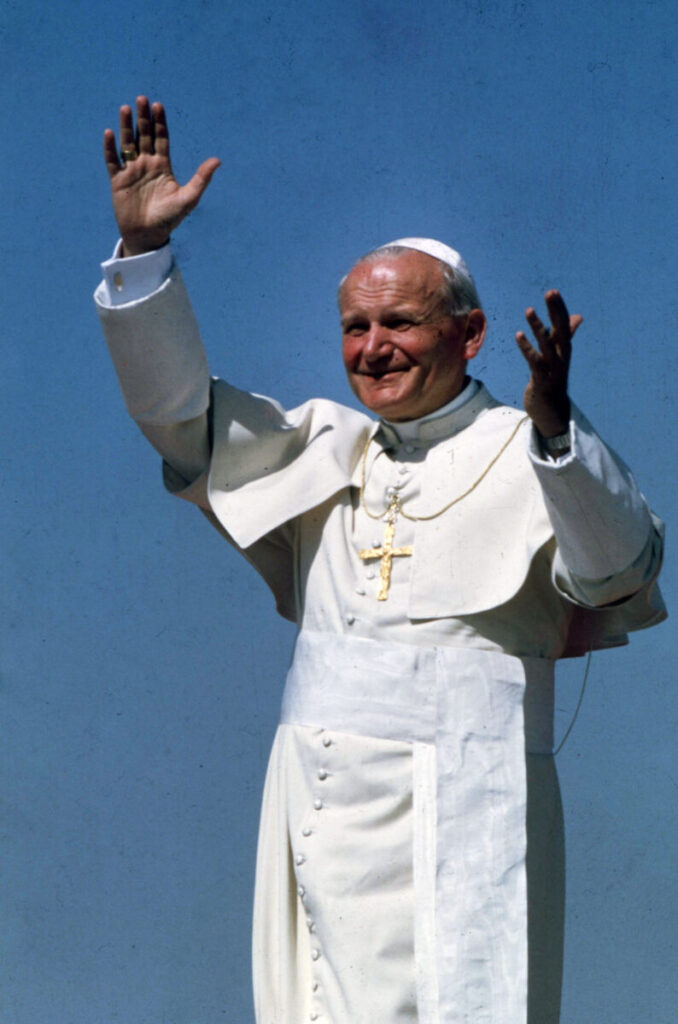 Wojtyla, as remembered by Meloni: ‘That quiet strength of someone who knows how to point the way without imposing it’
