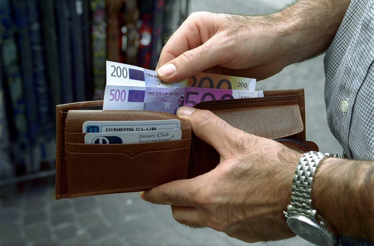 Istat: household income up 2.4% in 2025, purchasing power up 0.9%